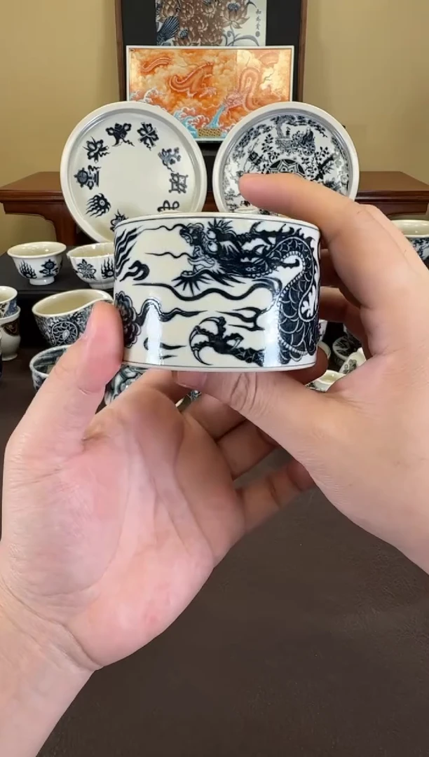 二号釉1351龙纹扳指杯