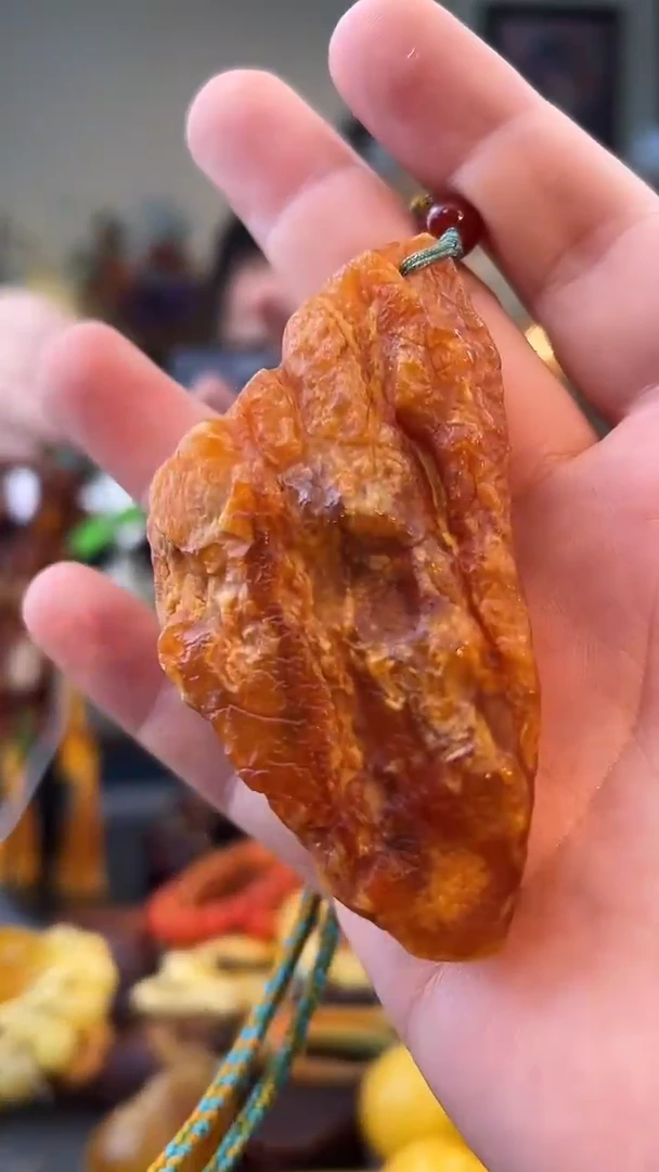 琥珀颈饰未镶嵌吊坠