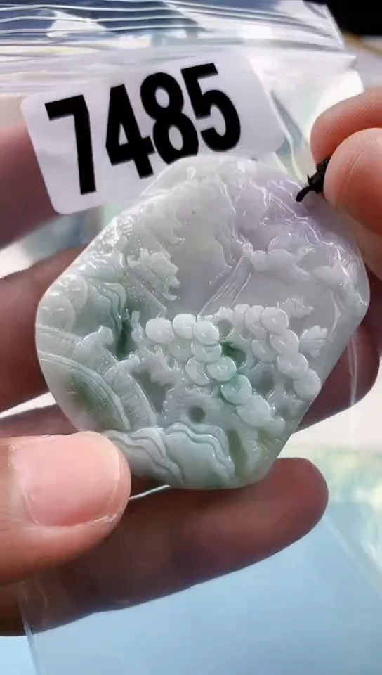 【闪购商品】翡翠挂件未镶嵌天然翡翠吊坠挂件