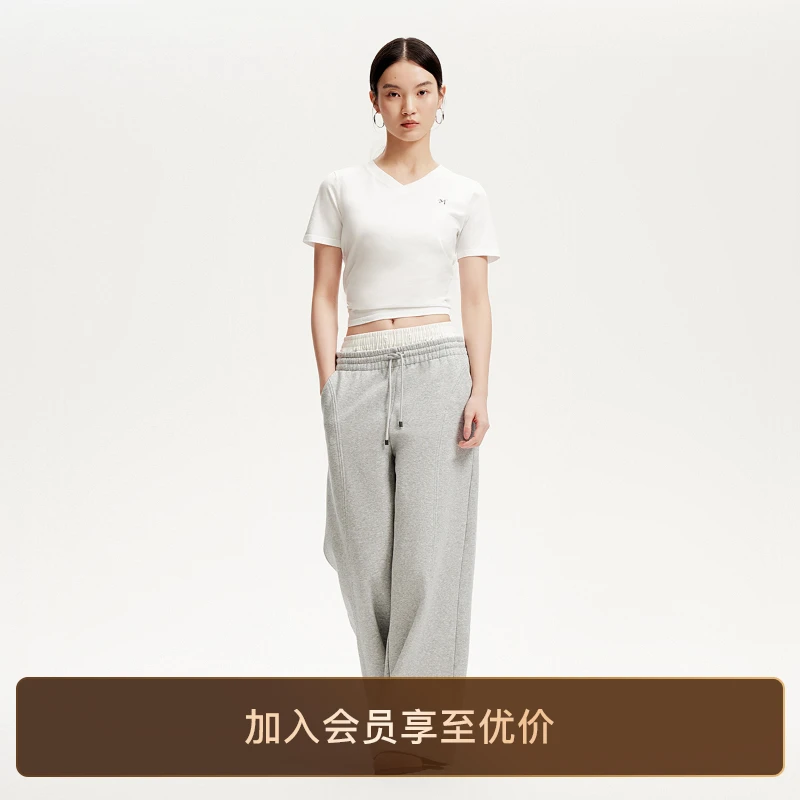 Vero ModaT恤2025新款纯色V领字母印花基础舒适洋气老钱风松弛感