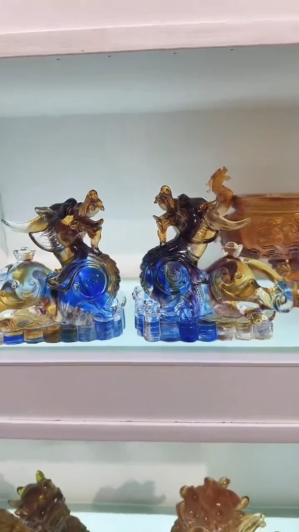 手工艺品琉璃貔貅一对