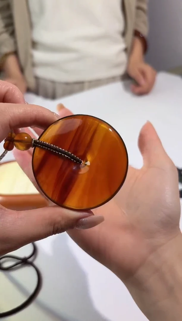 琥珀颈饰未镶嵌落***风0927039