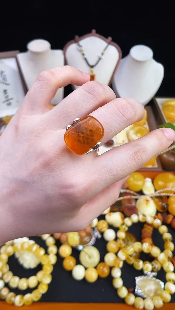 琥珀未镶嵌珠宝奇石柒月