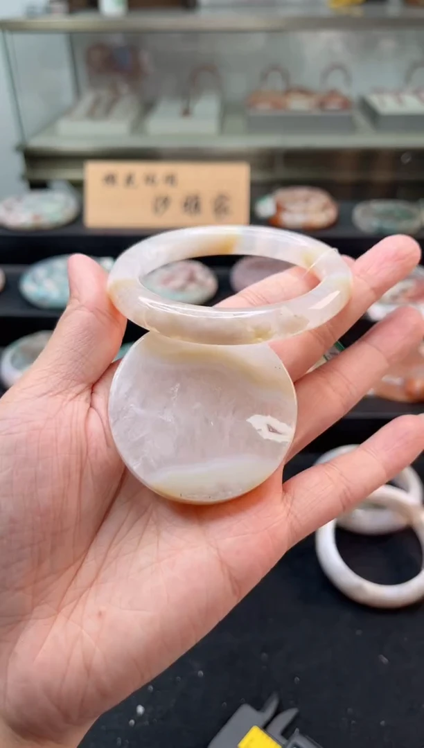 未镶嵌手镯石英质玉55圈口（赠品镯心）1039054