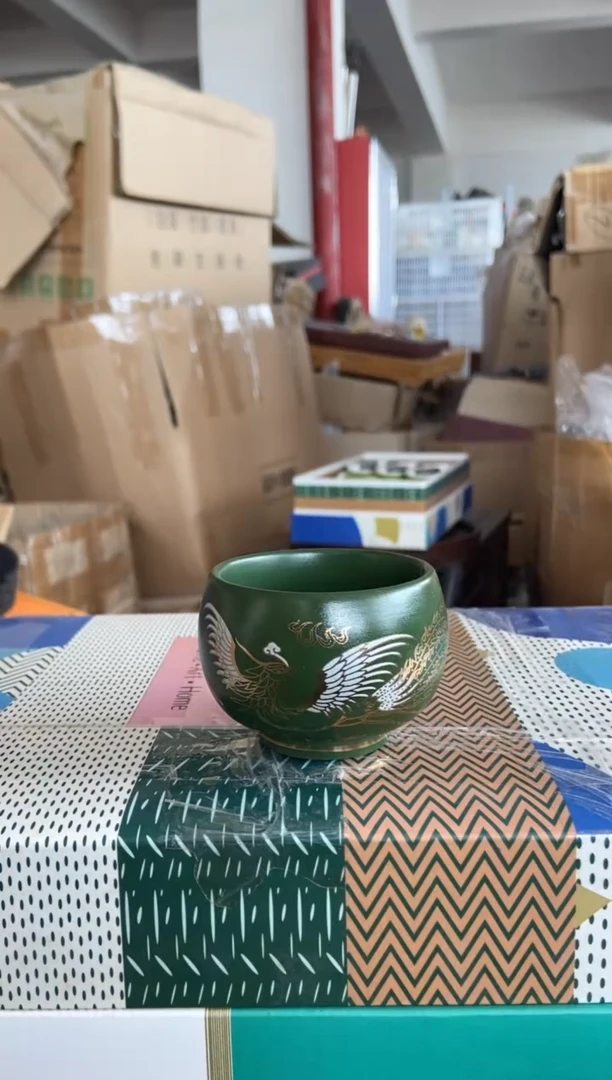 无运费险有瑕疵的摄影的产品有使用过的痕迹有点脏介意勿拍