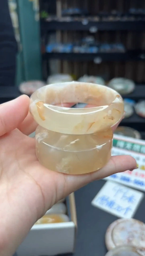 【闪购商品】石英质玉手镯未镶嵌632（55圈赠送镯心）