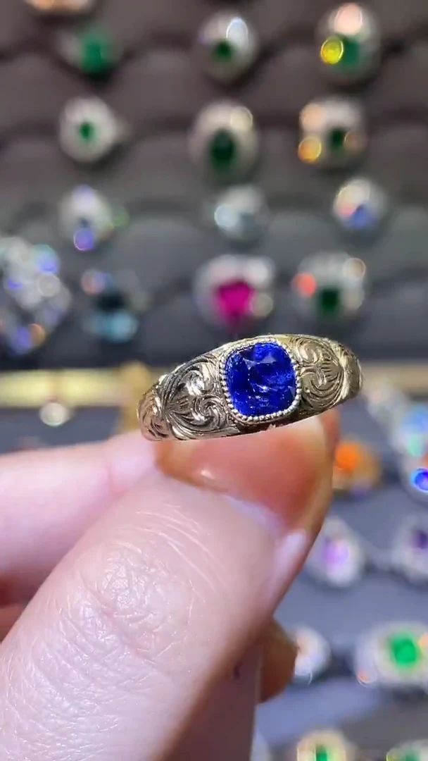 蓝宝石戒指18K金镶嵌1.62ct
