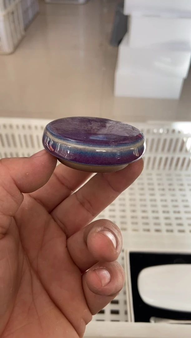 无运费险有瑕疵的摄影的产品有使用过的痕迹有点脏介意勿拍