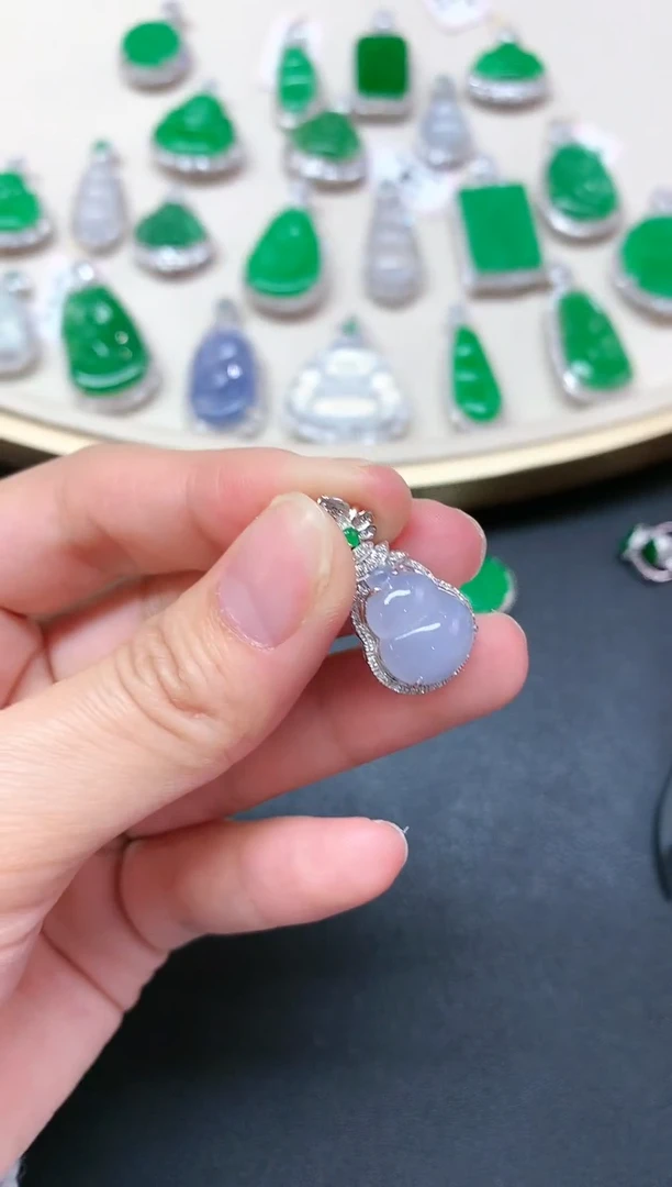 【闪购商品】翡翠吊坠(不含链)未镶嵌A68|2980