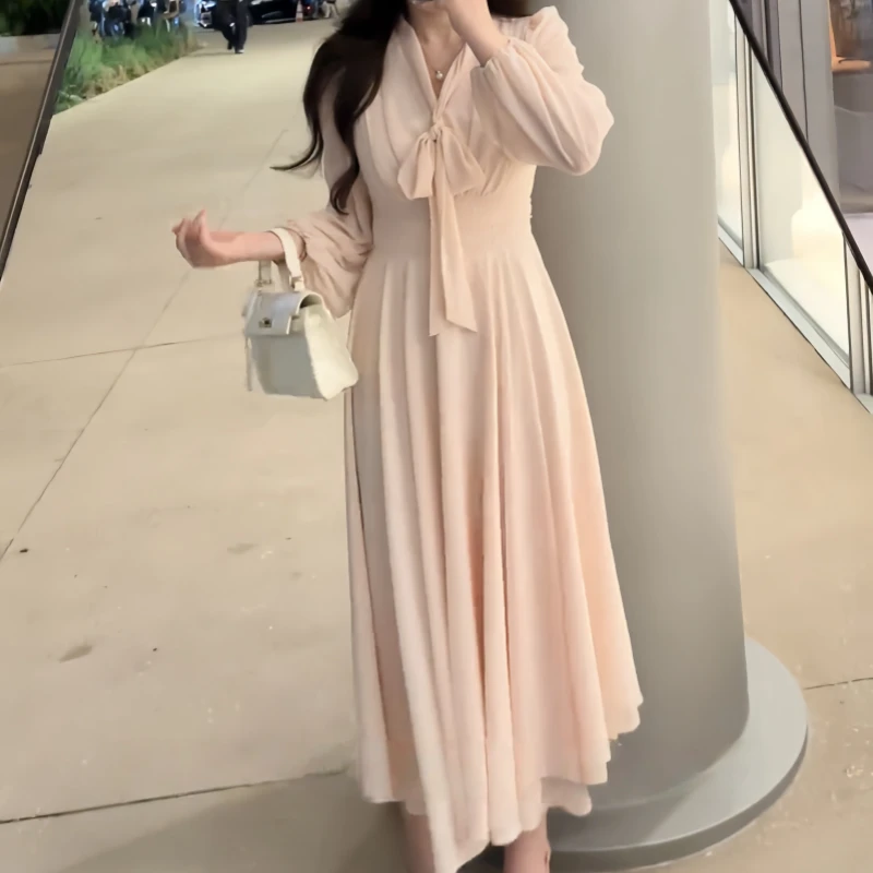 温柔系带收腰名媛连衣裙女初秋新款仙女裙法式纯欲风时尚长款裙子