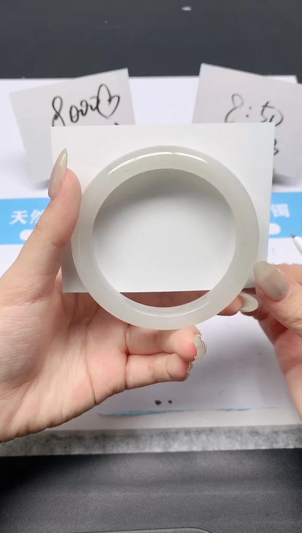 石英质玉手镯未镶嵌K306-60.5