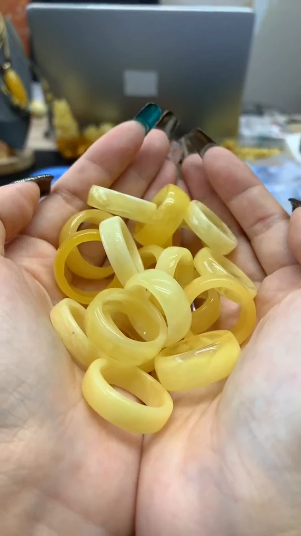 未镶嵌琥珀珠宝奇石1542多样性发其一默认有瑕18+左右