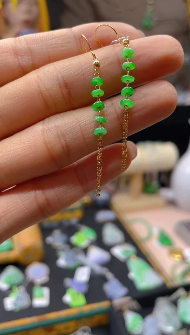 【闪购商品】翡翠颈饰18K金镶嵌假一赔三