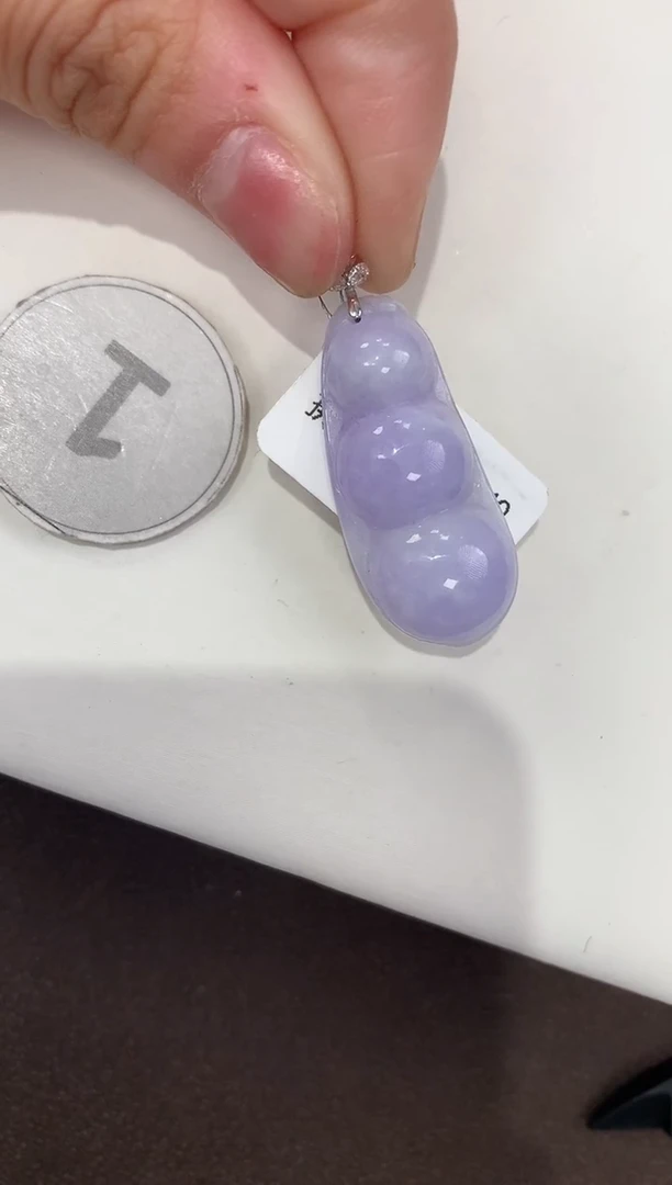 颈饰18K金镶嵌翡翠天然缅甸A货翡翠