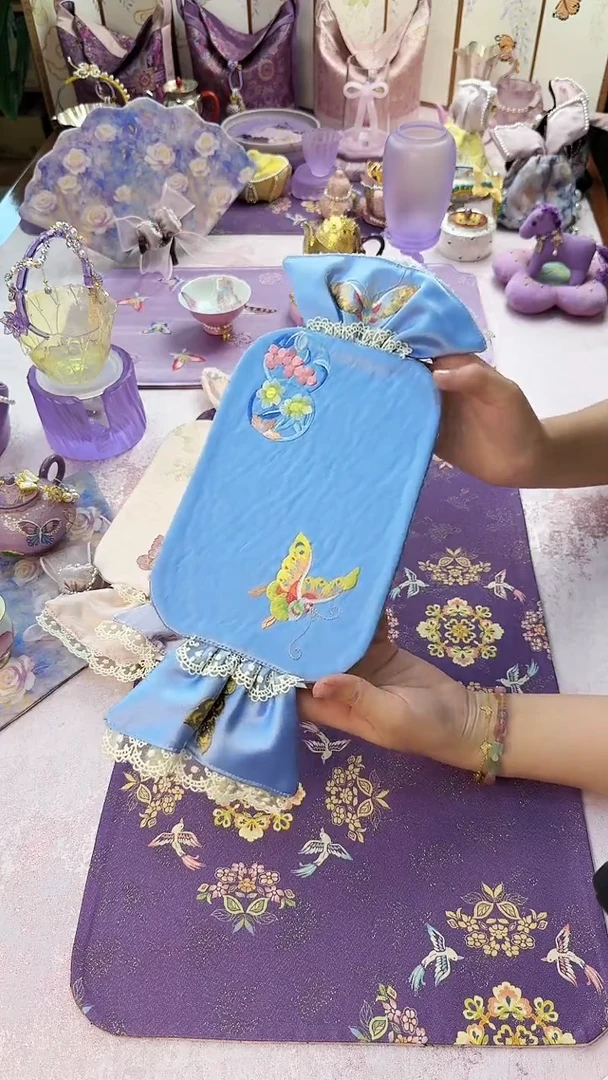 26蓝色糖果刺绣茶席