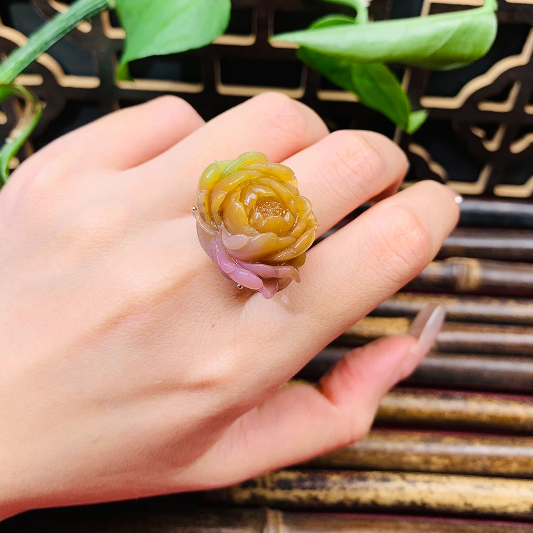 天然老矿七彩盐源玛瑙千层牡丹花花戒指