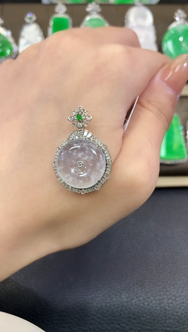 翡翠18K金镶嵌吊坠(不含链)夏日珠宝C26