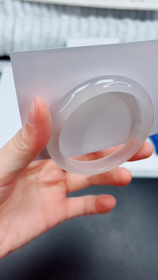 石英质玉手镯未镶嵌49-55.6