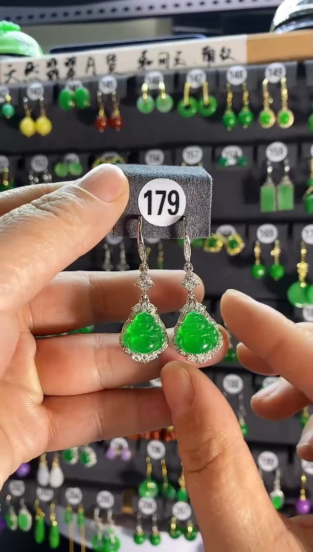 【闪购商品】翡翠耳饰银S925镶嵌179....