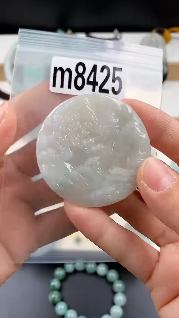 颈饰未镶嵌翡翠天然翡翠吊坠挂件