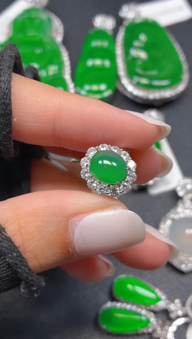 银S925镶嵌戒指翡翠马**胎000