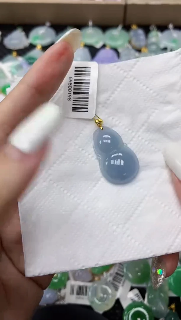 颈饰18K金镶嵌翡翠11111111111