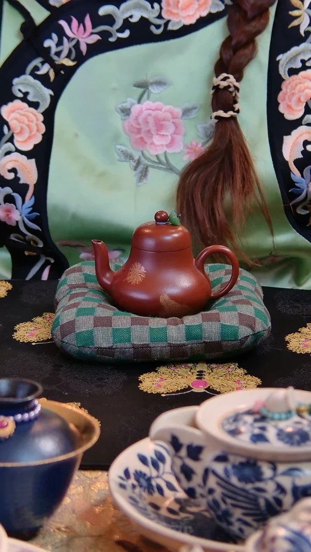 【闪购商品】茶具紫砂壶手工手绘120毫升