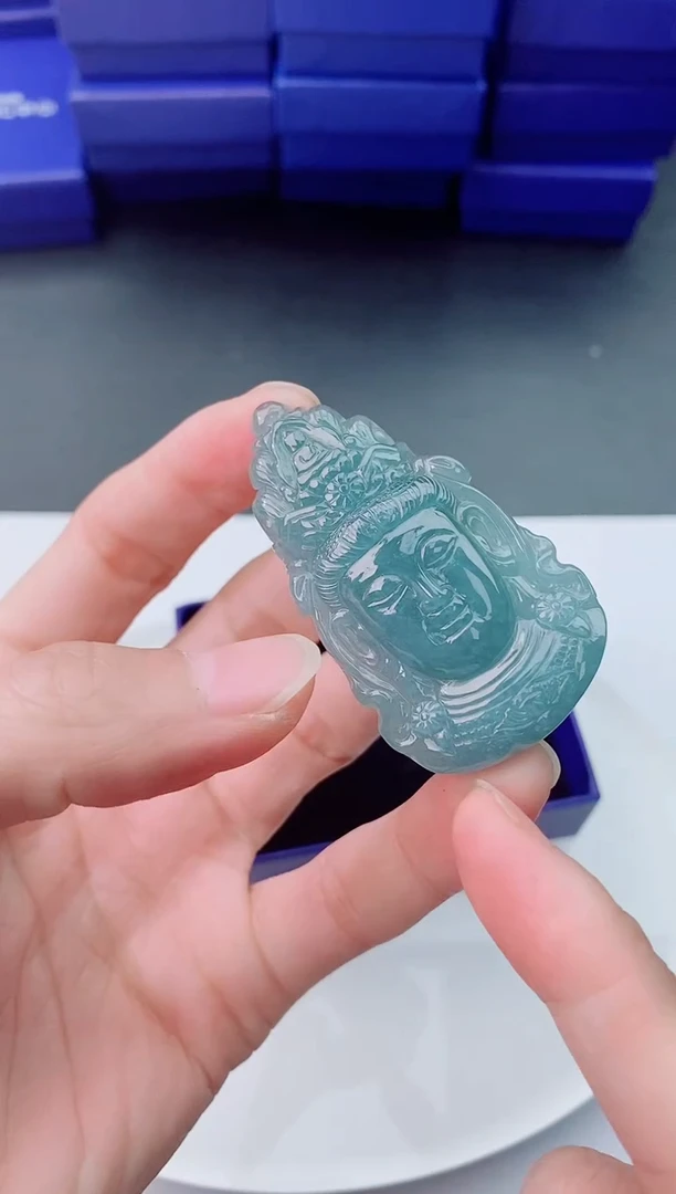 【闪购商品】翡翠颈饰未镶嵌