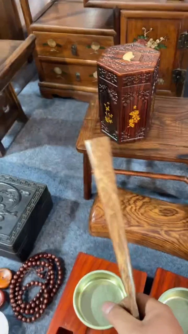 梨木福利          扇子