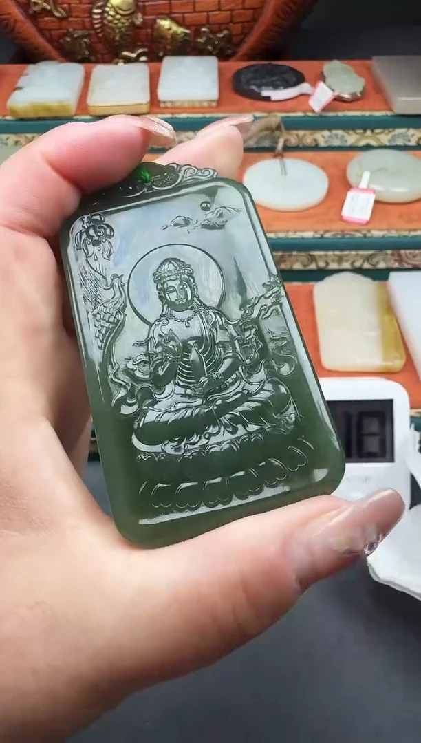 和田玉未镶嵌颈饰4