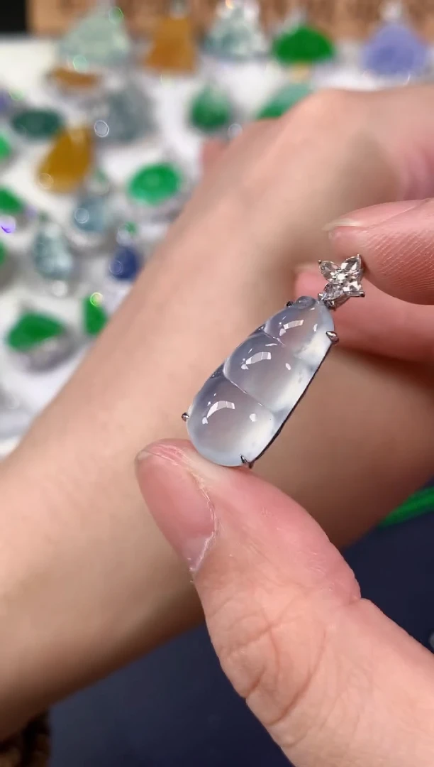 吊坠(不含链)18K金镶嵌翡翠Q385|5800