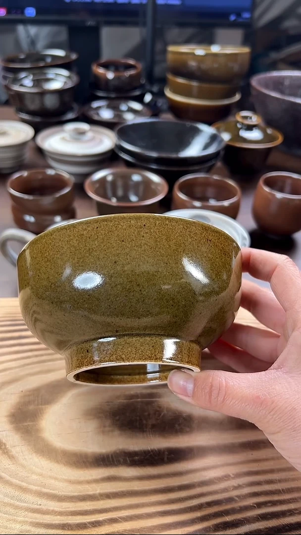 鳝鱼黄色的碗拍一发二直径13左右