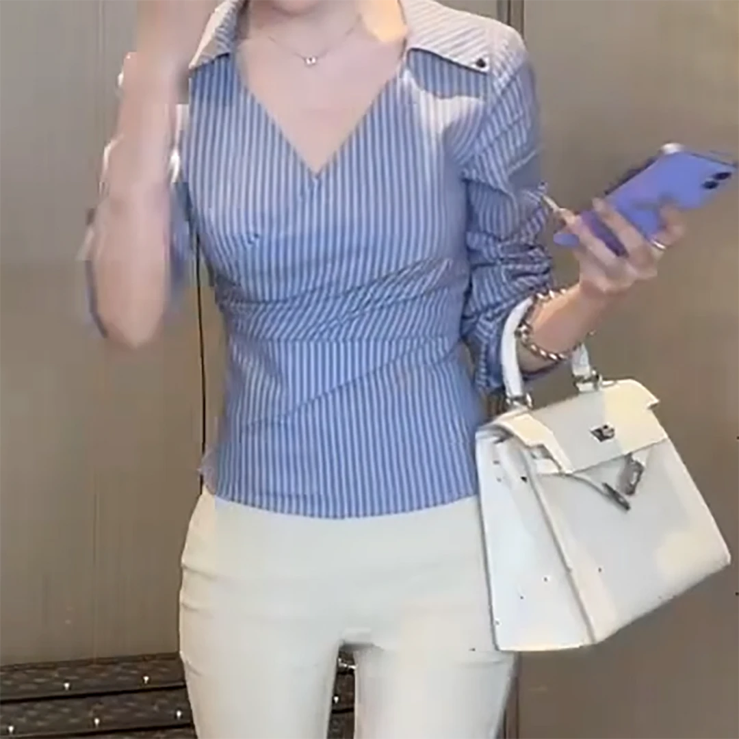 “巴黎新贵”设计感时尚气质极简风褶皱撞色条纹修身显瘦衬衫C6398