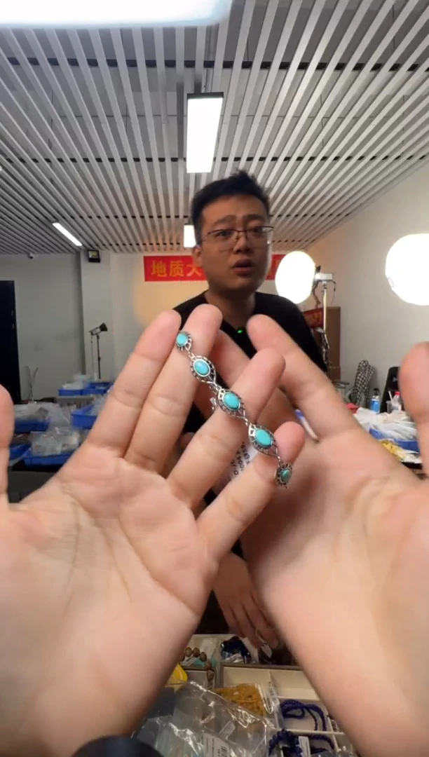 银S925镶嵌绿松石手链高品质绿松蛋面手链S925银