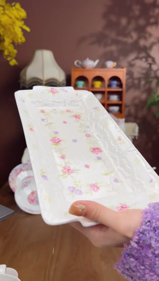 【闪购商品】瓦当蔷薇12寸长方盘1个