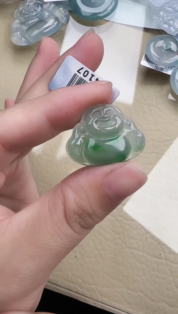 翡翠未镶嵌颈饰缅甸翡翠a货