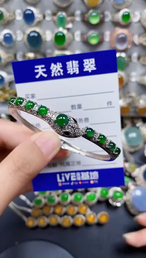 翡翠手镯银S925镶嵌185