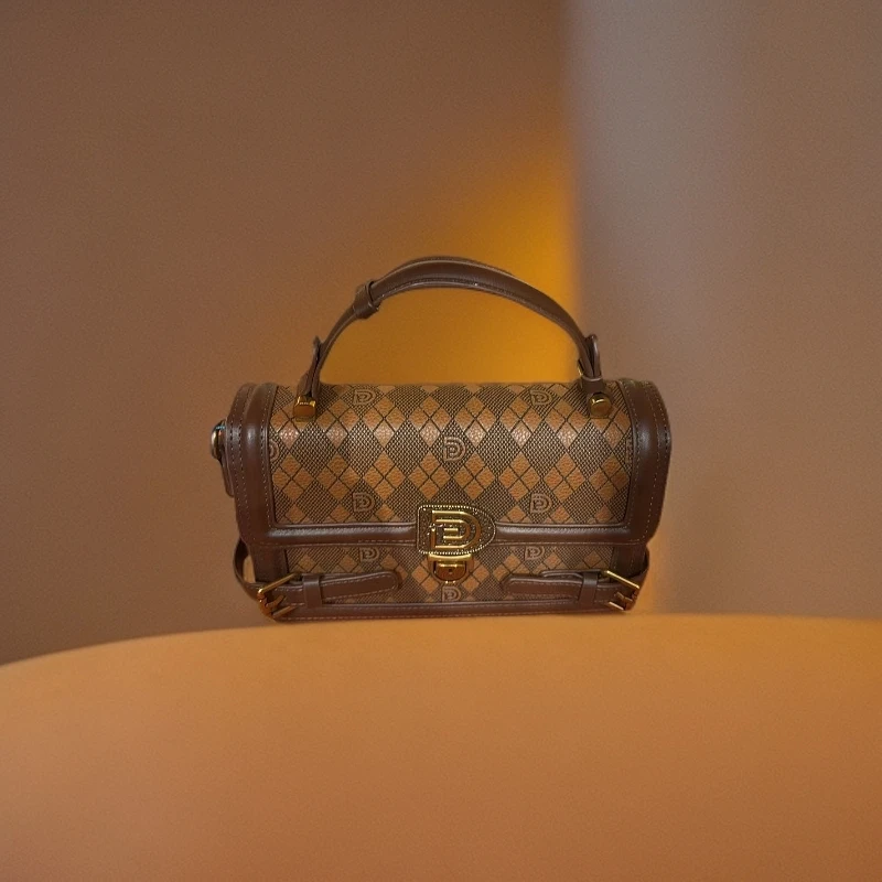 （霏霏礼物）小方包手提包单肩女士链条包枕头包百搭小众盒子包