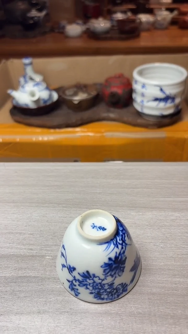 谢谢老板，回流产品有磨损正常，谨慎买！