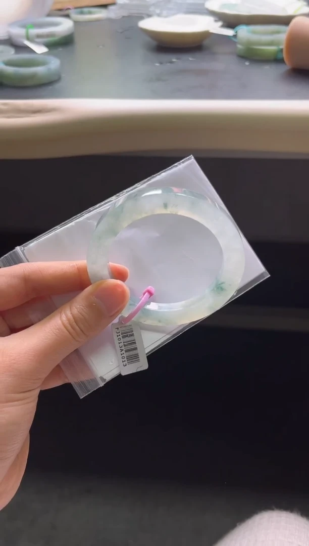 未镶嵌1定制翡翠冰飘花52-59「定制不退不换」