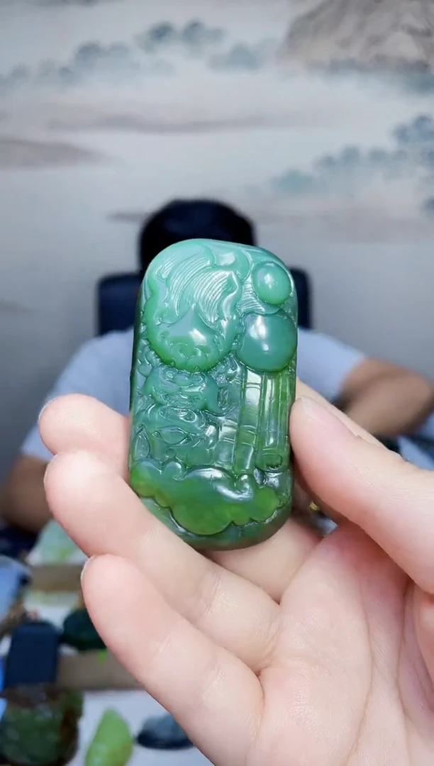 和田玉未镶嵌颈饰1