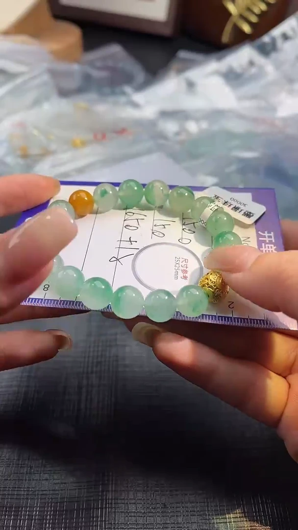 【闪购商品】石英质玉颈饰未镶嵌非洲翠100637190