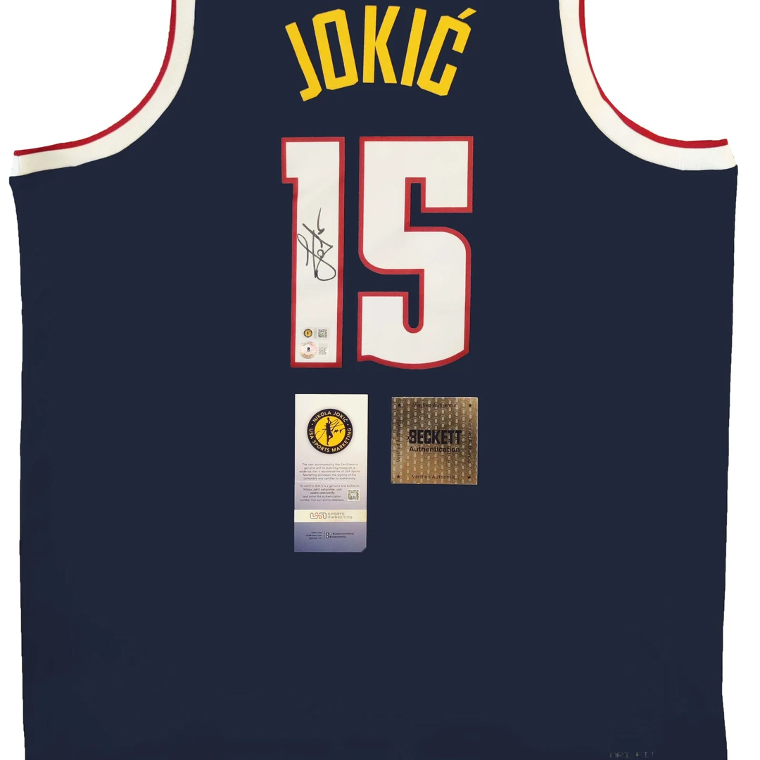 【臻签体育】约基奇亲签掘金蓝sw加签礼盒球衣收藏