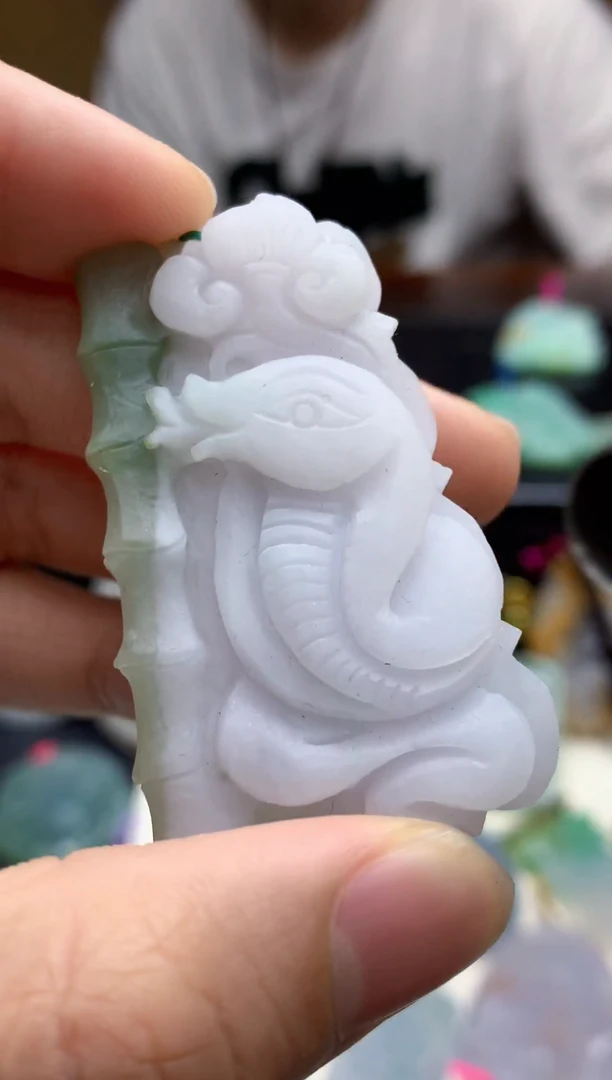 颈饰未镶嵌翡翠天然A货翡翠
