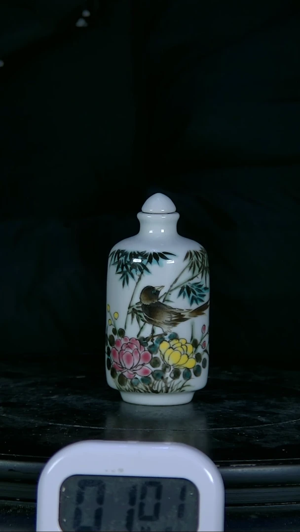 【闪购商品】鼻烟壶粉彩精绘花鸟鼻烟壶