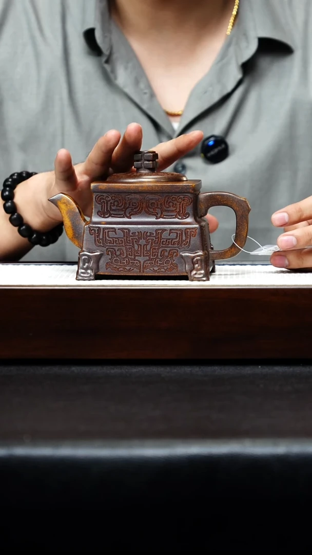 茶壶紫砂宜兴紫砂 四方宝鼎 虎皮金砂 陈红h422