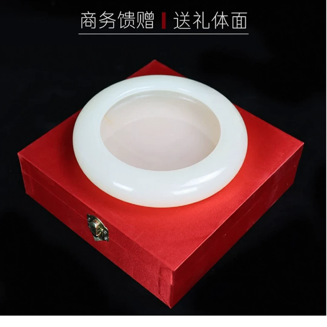 手工玉石雕刻烟灰缸