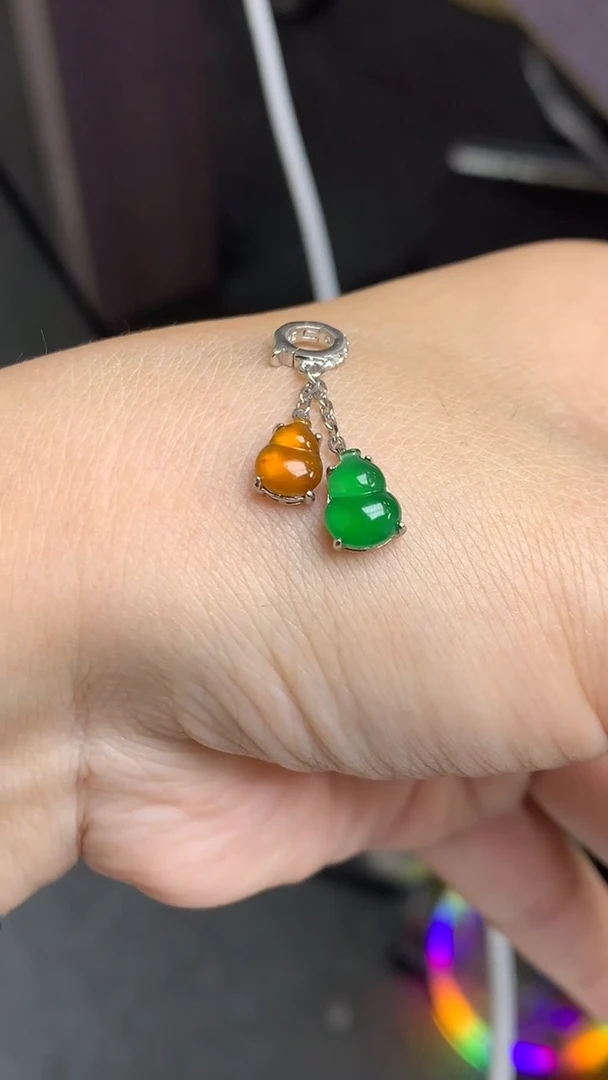 颈饰未镶嵌翡翠净货