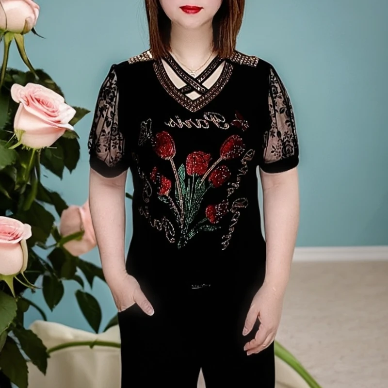 时尚洋气百搭V领镂空高温烫钻遮肉T恤高贵气质修身显瘦短袖上衣女