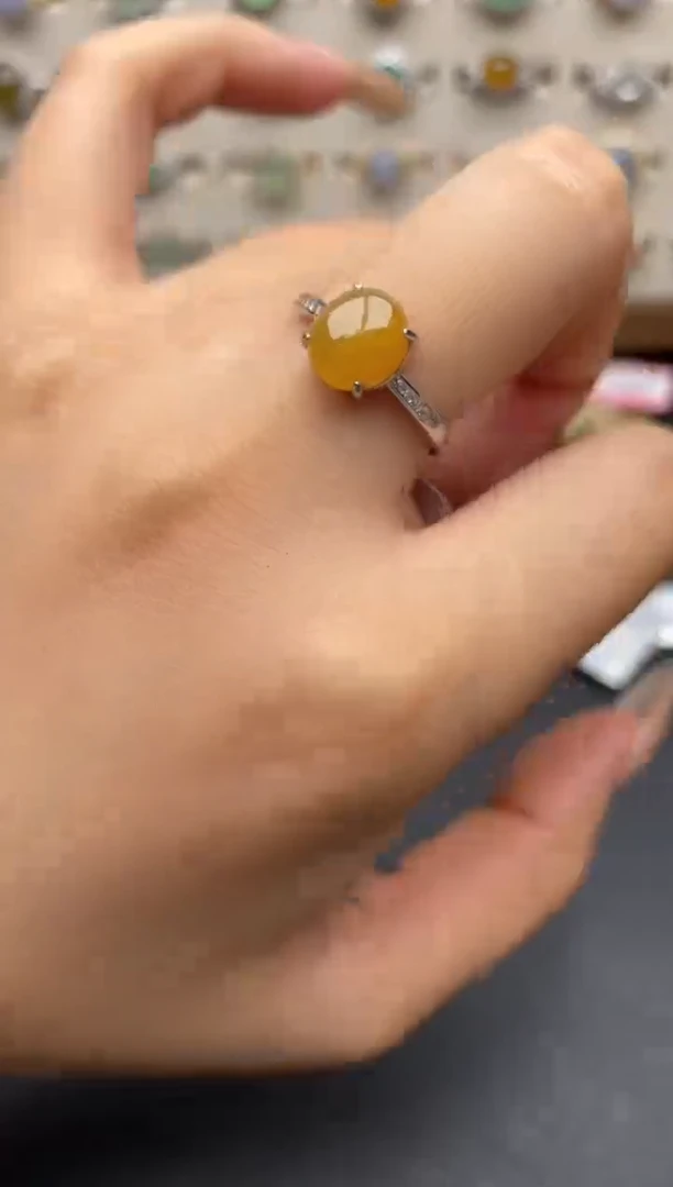 银S925镶嵌戒指翡翠一物一证一礼盒